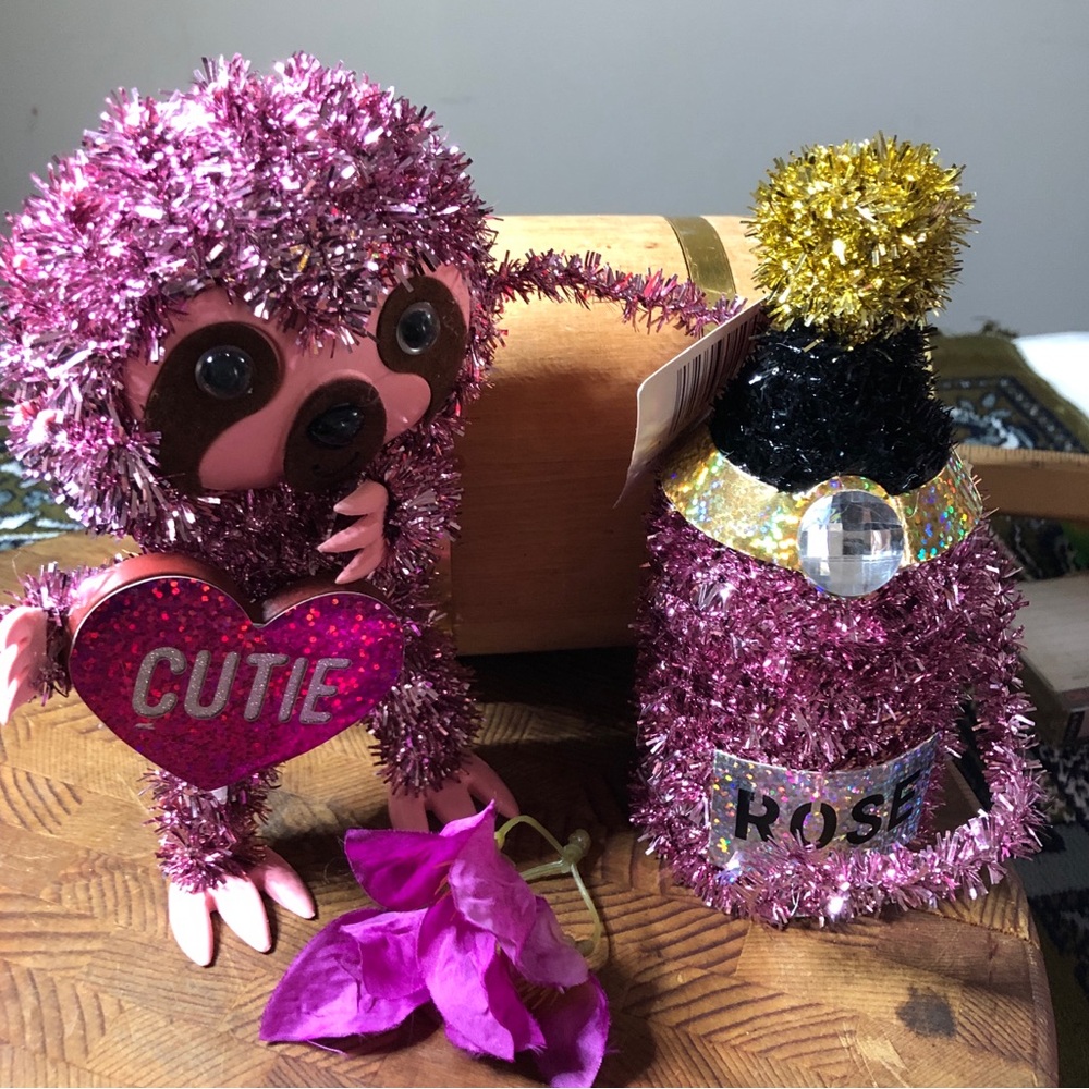 Pink and Gold Decorative Set